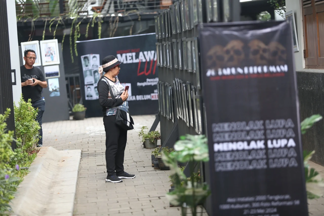Pameran dan Instalasi...