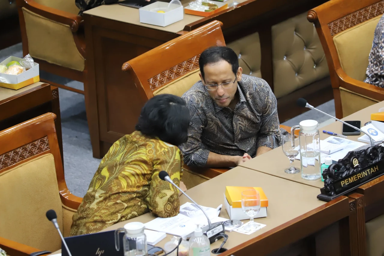 Raker Komisi X DPR dengan...
