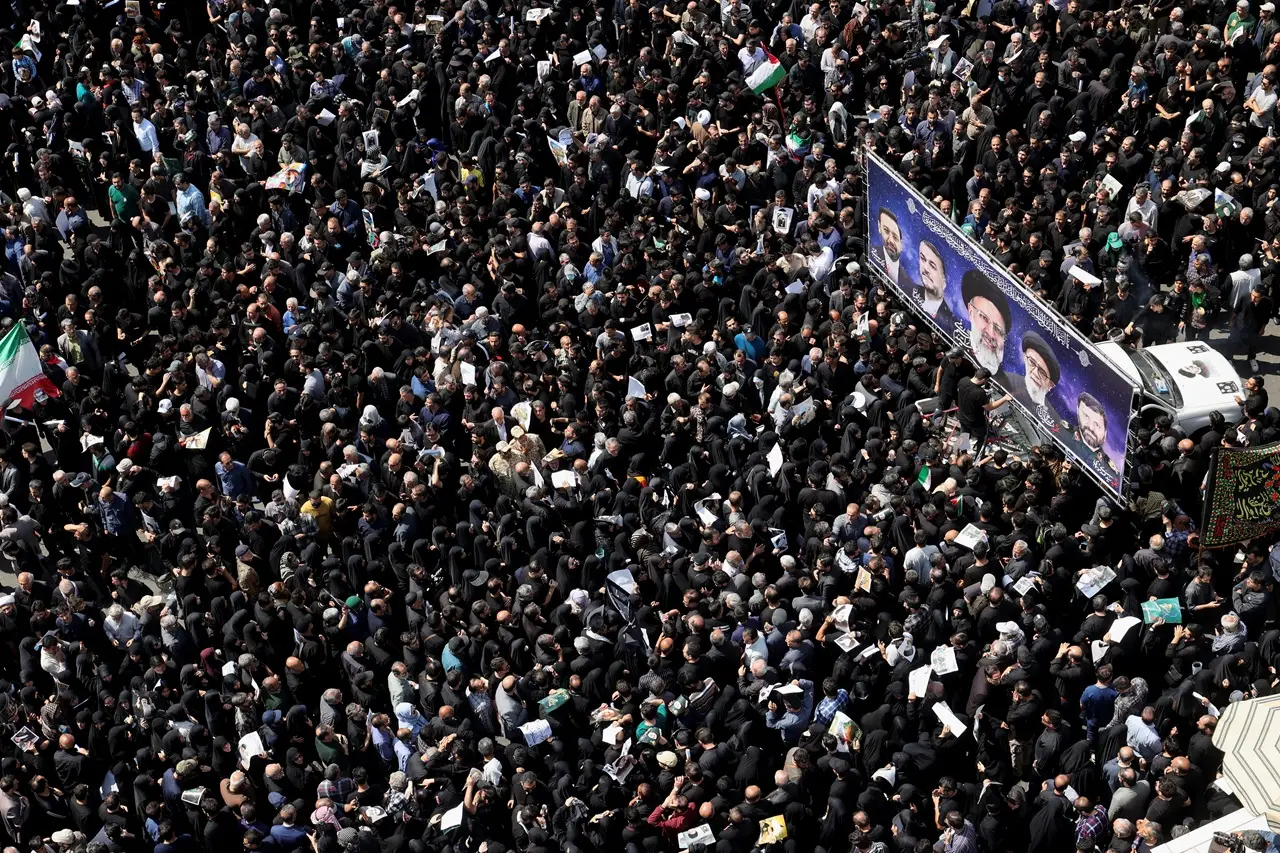 Pemakaman Presiden Iran...