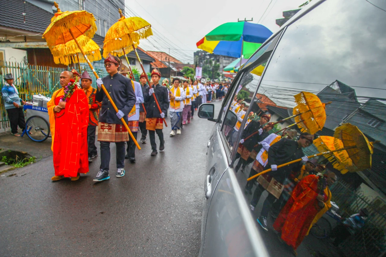 Potret Perayaan Waisak...