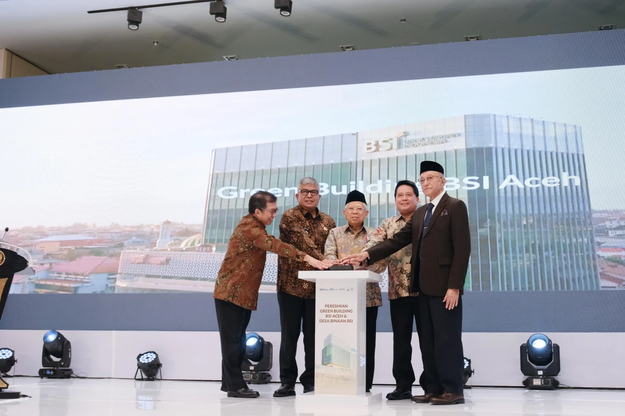 Wapres RI Resmikan Gedung...