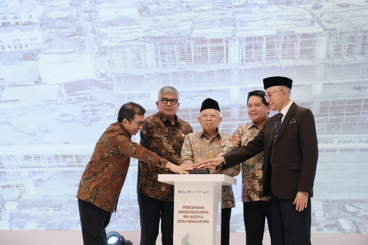 Wapres RI Resmikan Gedung...