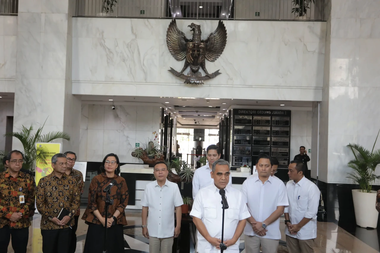 Pertemuan Menkeu dengan...