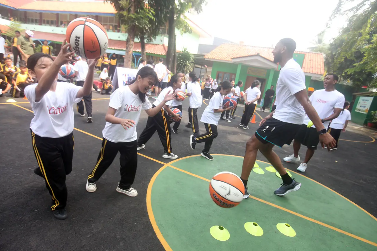 Keseruan NBA Cares di...