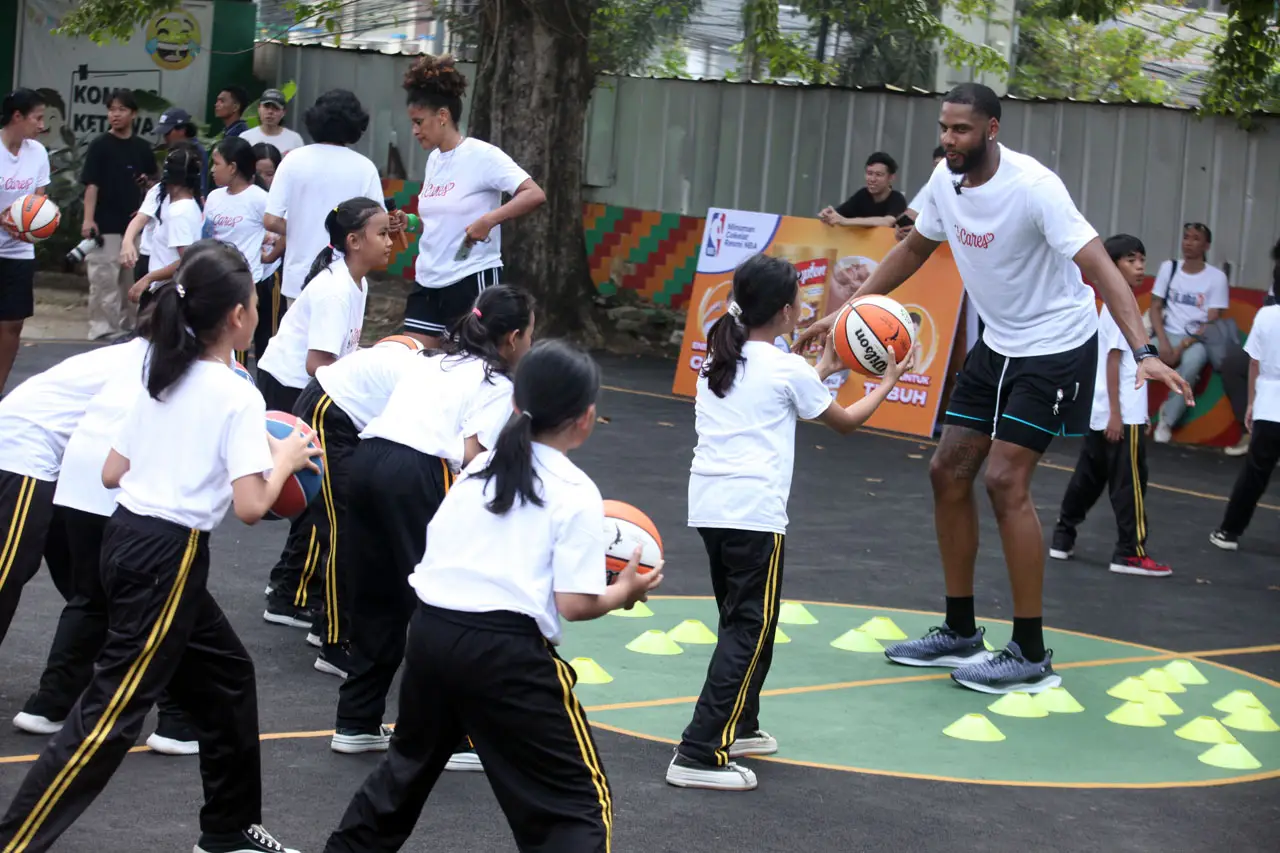 Keseruan NBA Cares di...