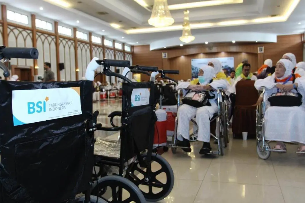 Layanan Kursi Roda untuk...