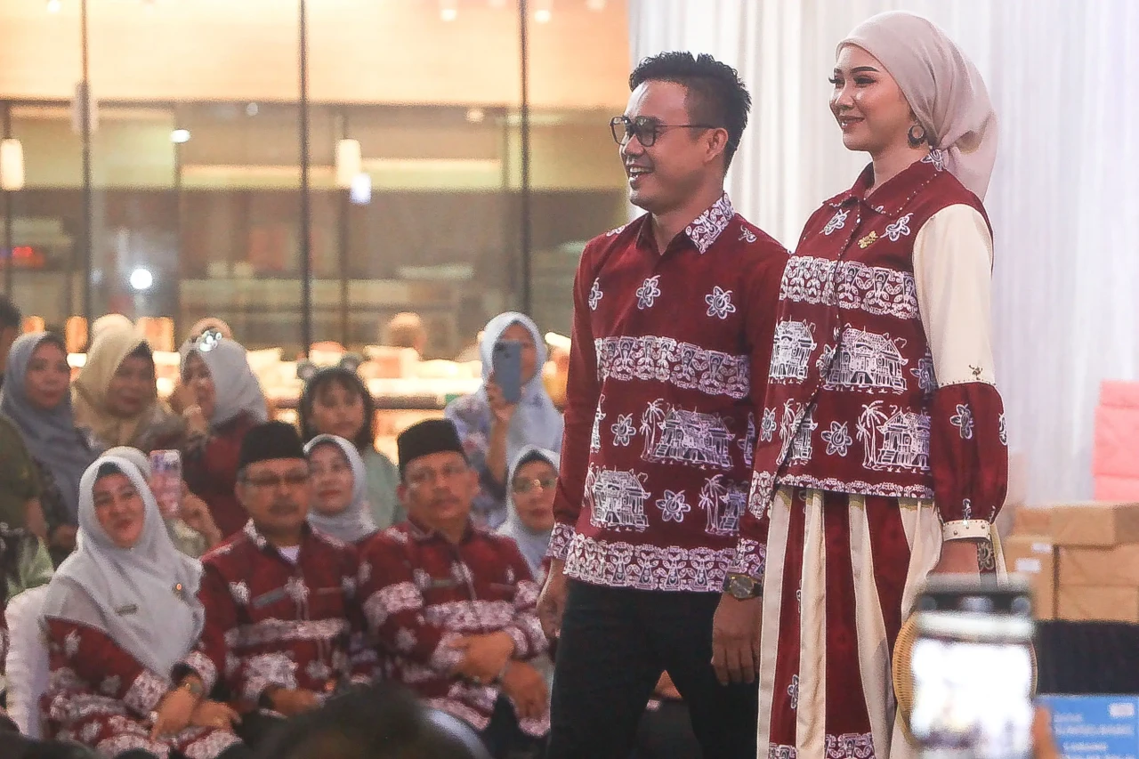 Potret Peluncuran Batik...