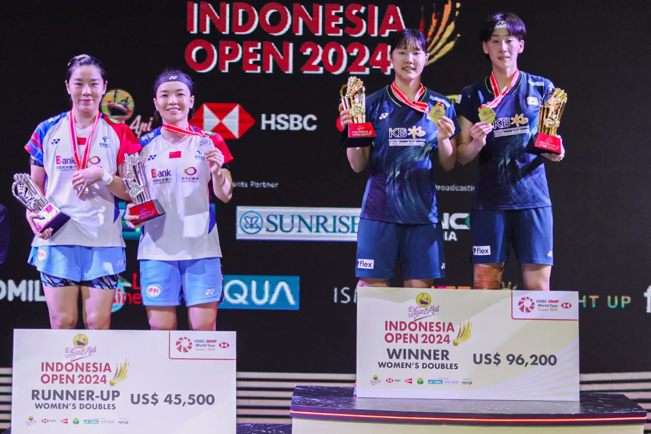 Baek/Lee Juara Ganda...