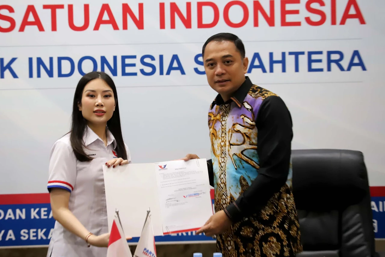 DPP Partai Perindo Serahkan...