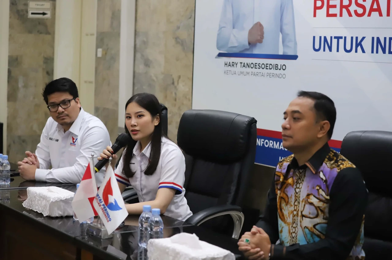 DPP Partai Perindo Serahkan...