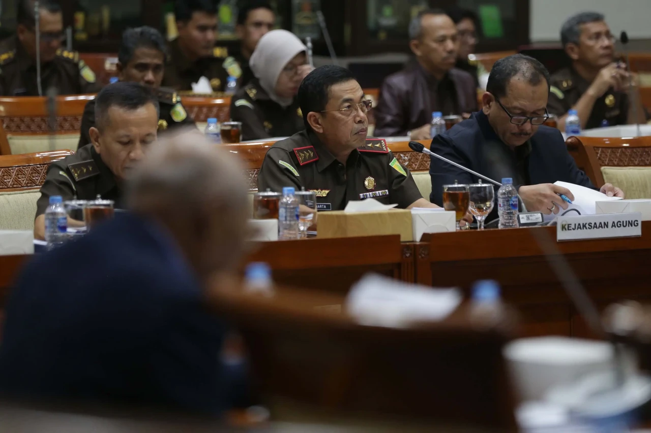 Kejaksaan Agung Usulkan...