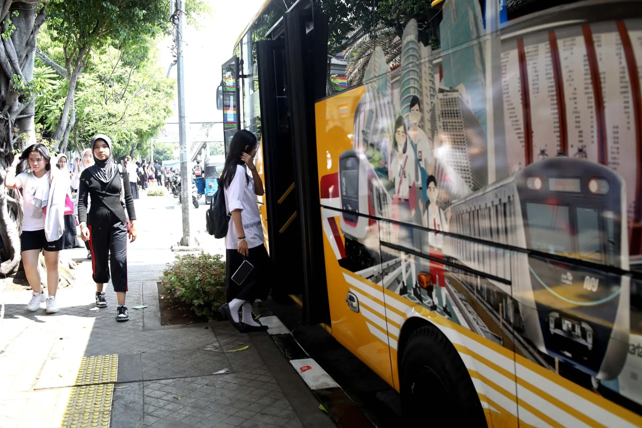 Operasional Bus Sekolah...