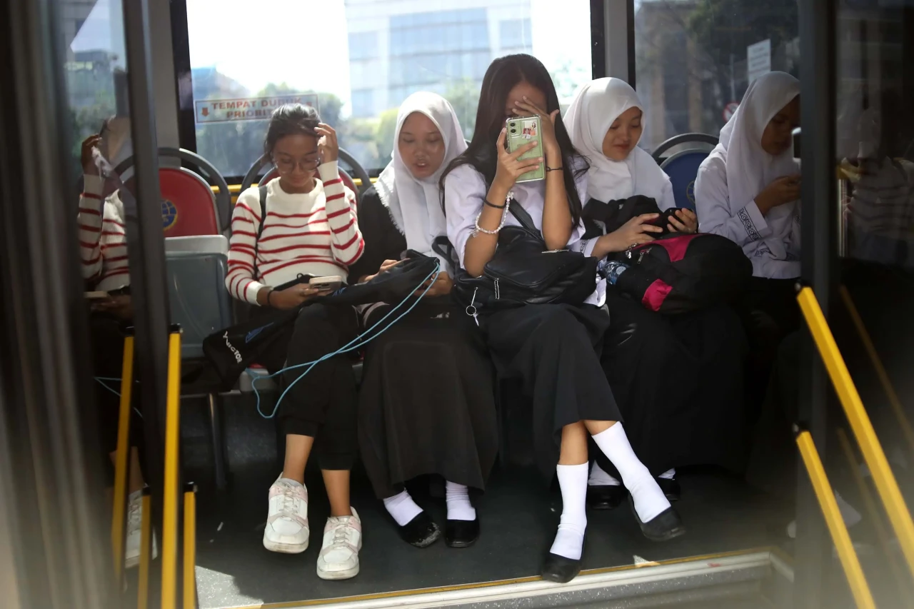 Operasional Bus Sekolah...