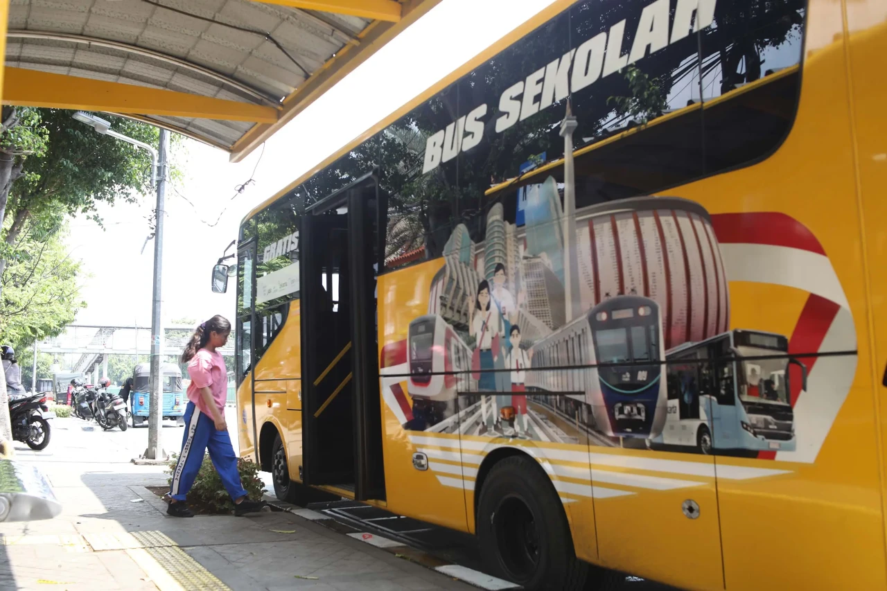 Operasional Bus Sekolah...