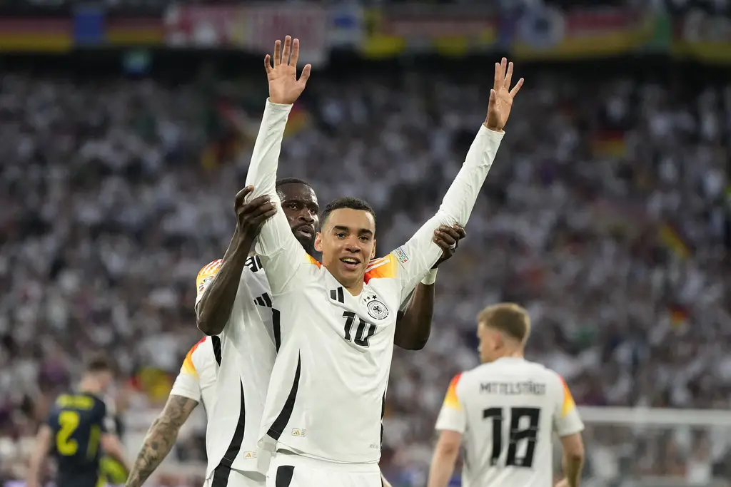 Hasil EURO 2024: Langsung...