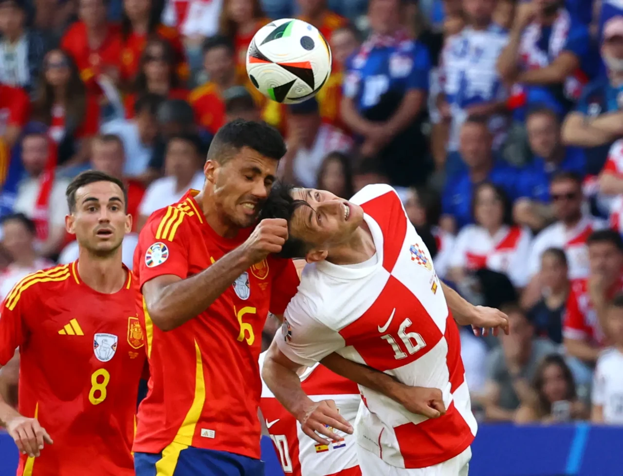Spanyol Hancurkan Kroasia...