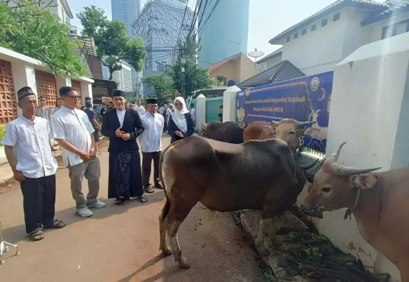 Indofood Salurkan Hewan...