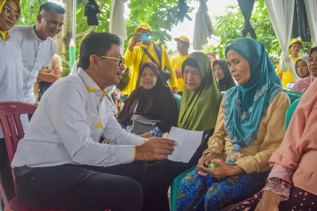 Gelar Bakti Sosial,...