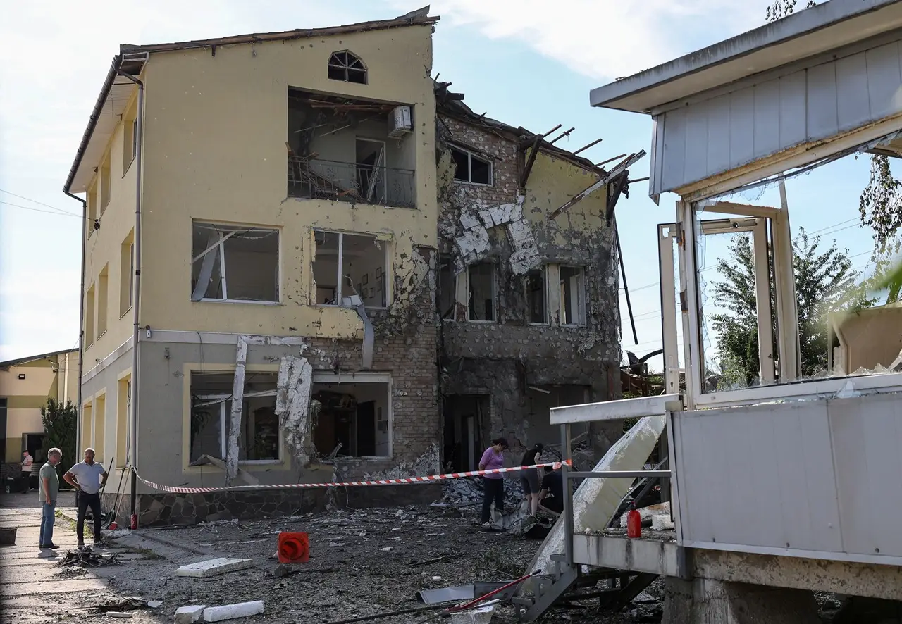 Drone Rusia Hancurkan...