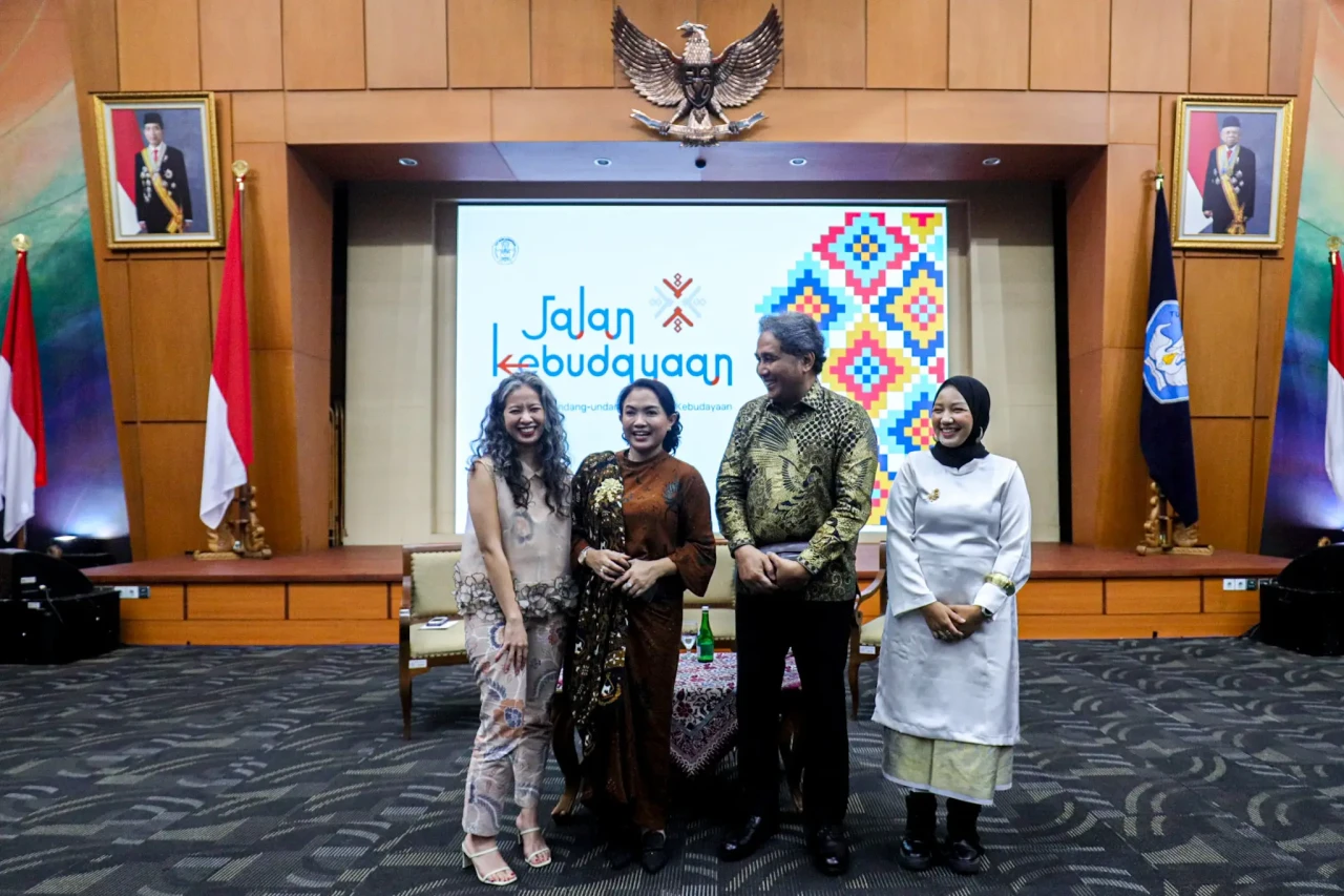 Ditjen Kebudayaan Rayakan...