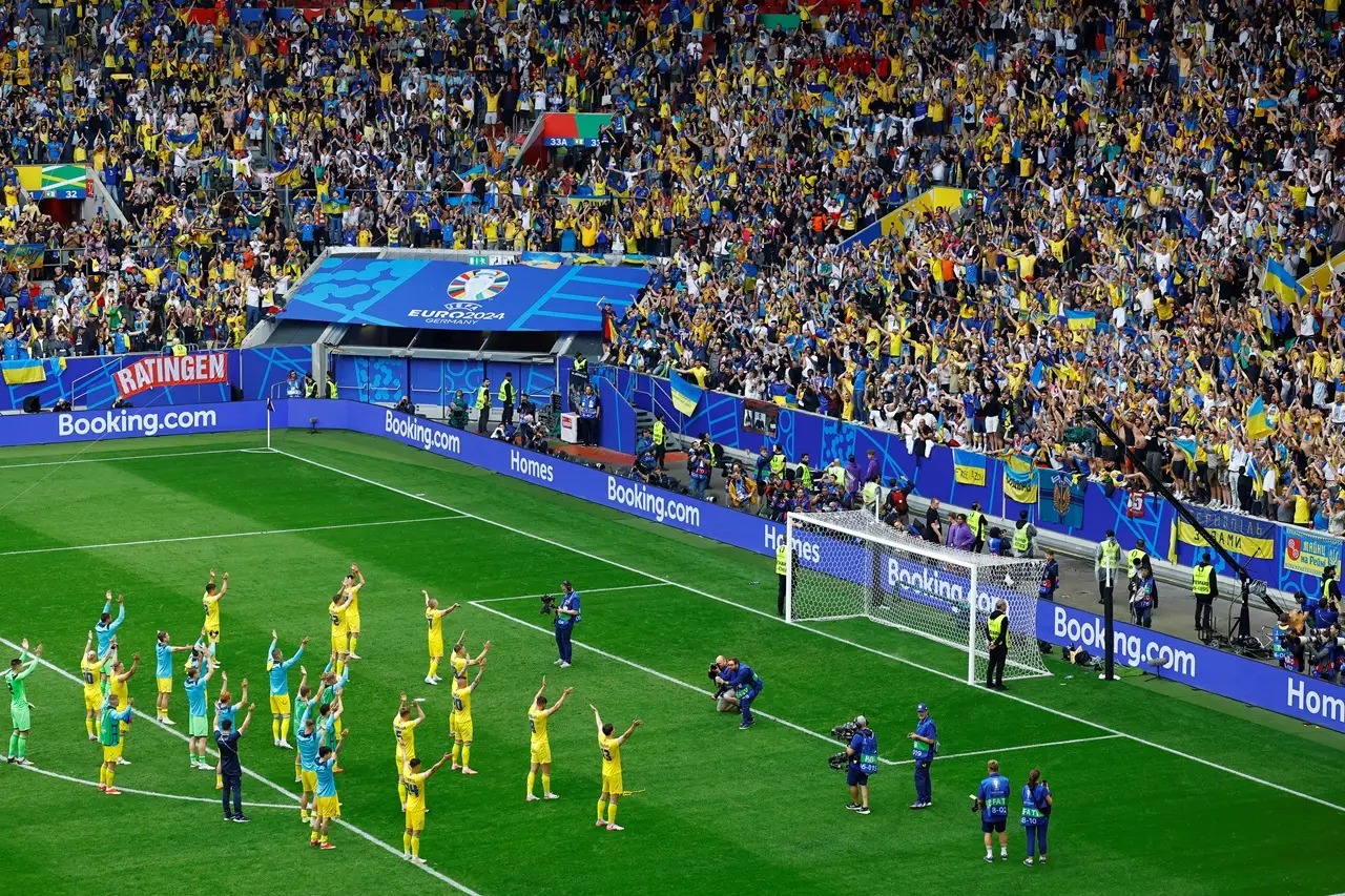 Ukraina Menang Dramatis...