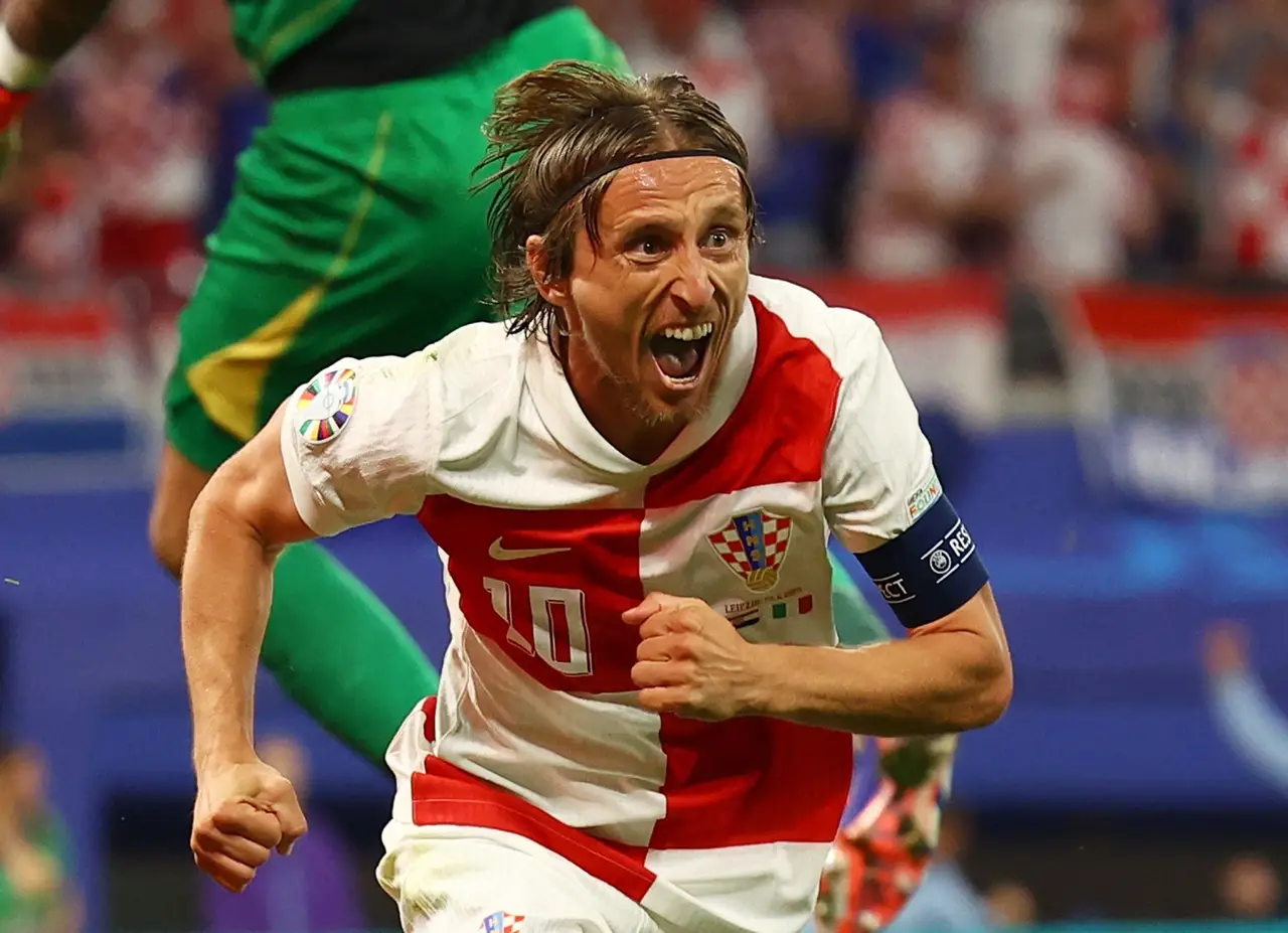 Cetak Rekor, Luka Modric...