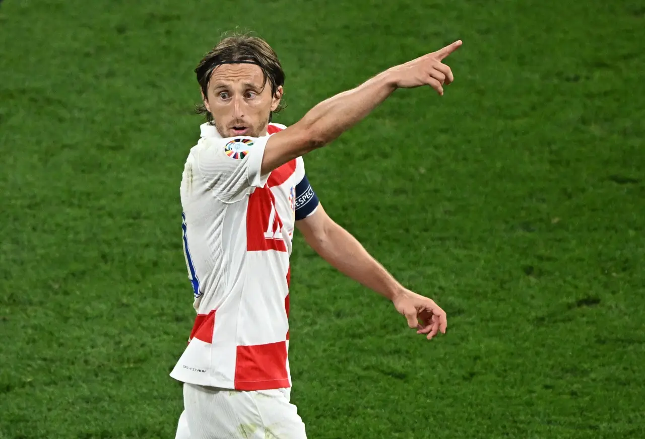 Cetak Rekor, Luka Modric...
