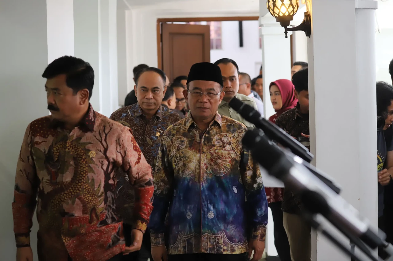 Menko PMK Gelar Rapat...