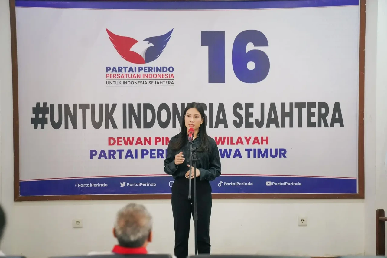 Resmi Pimpin Partai...