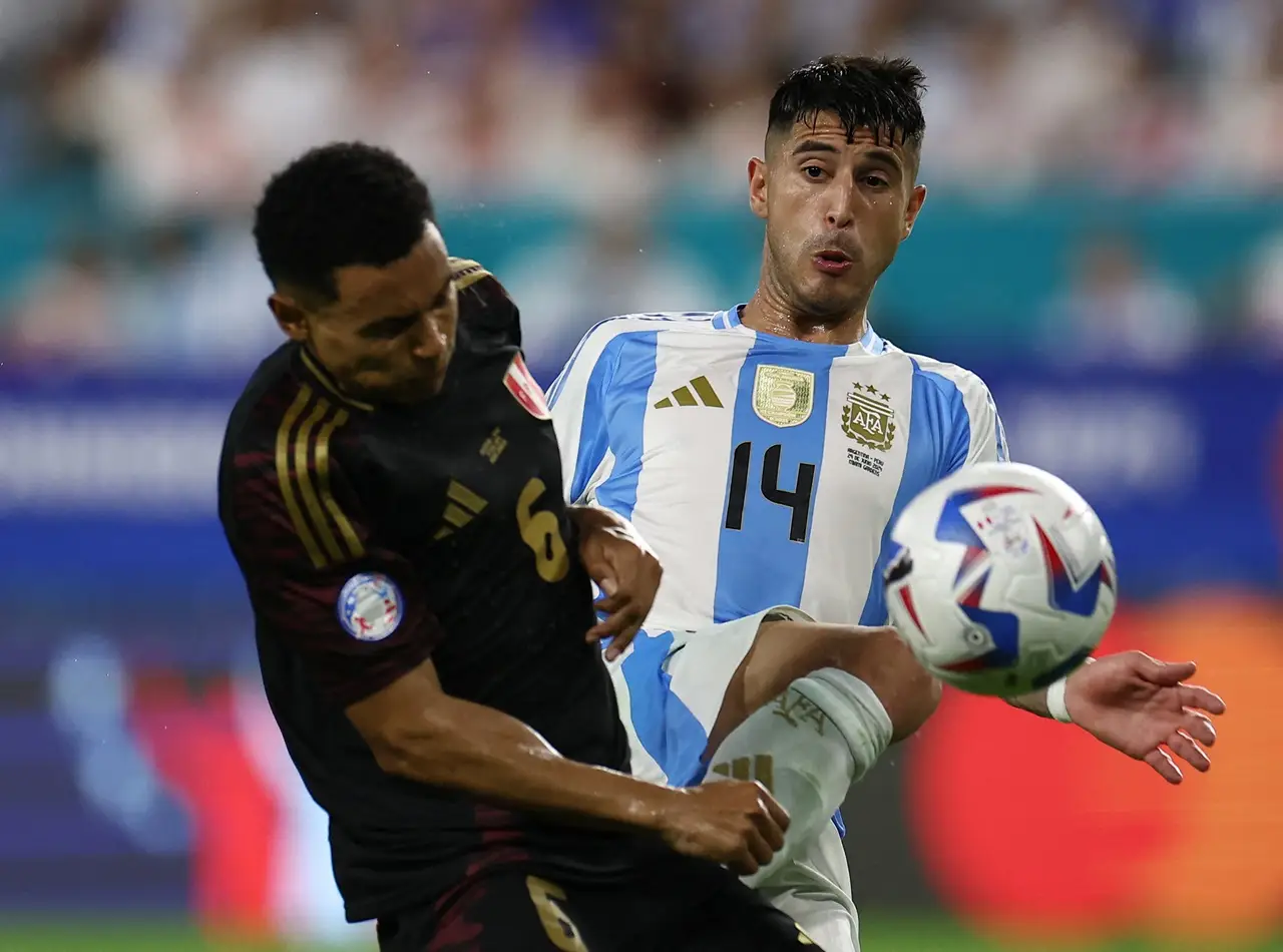 Lautaro Martinez Cetak...