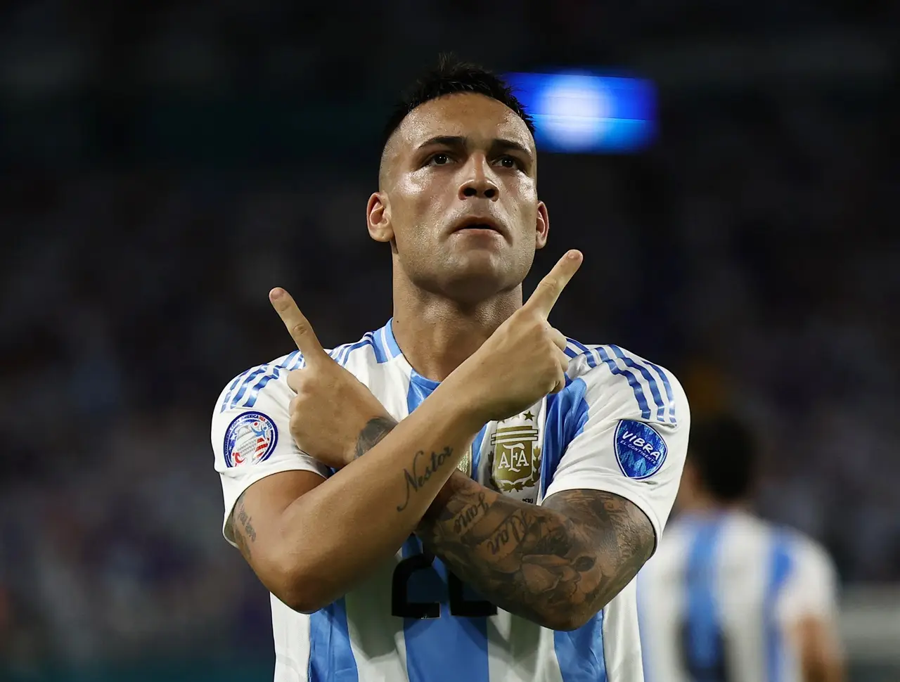 Lautaro Martinez Cetak...