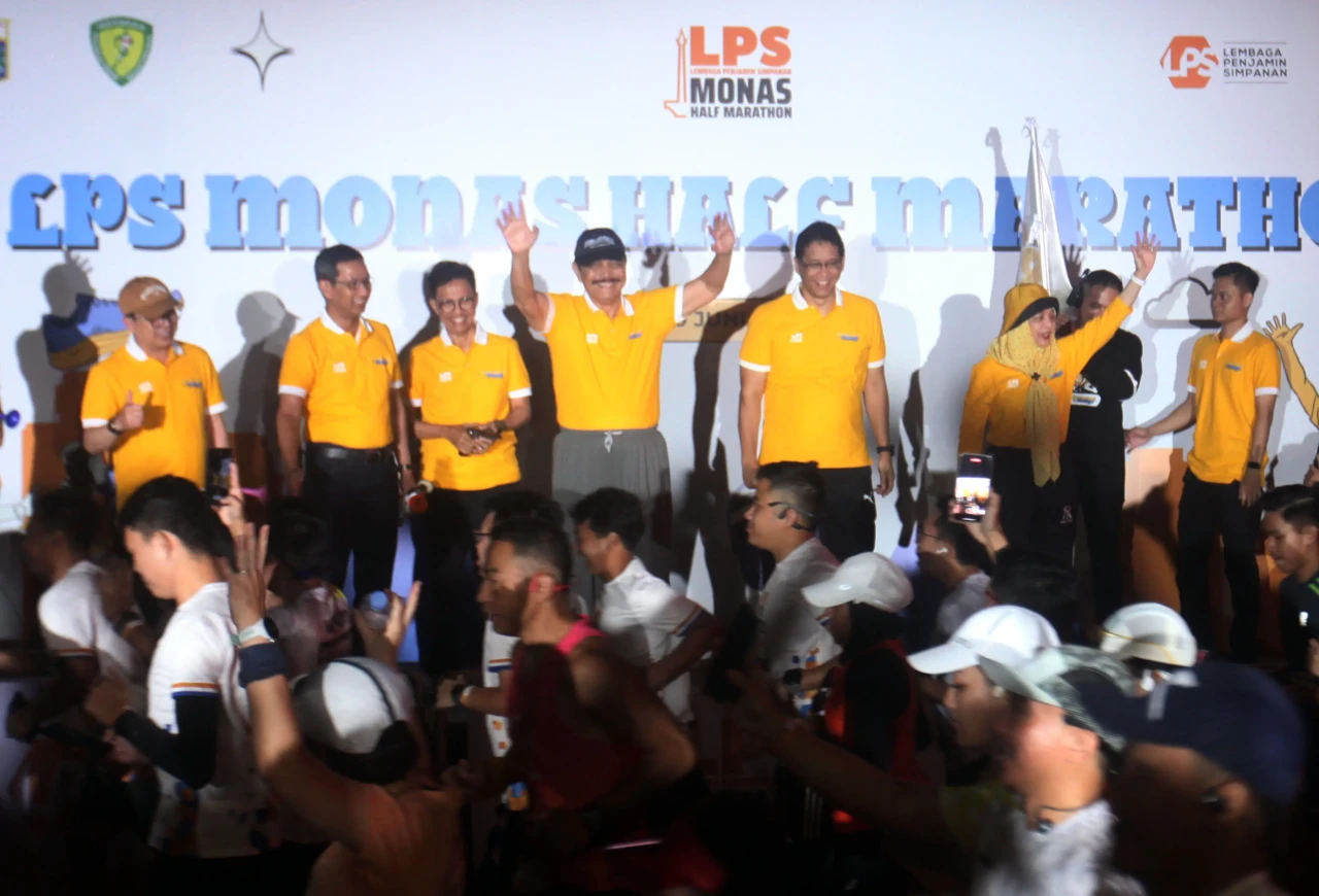 5 Ribu Pelari Ramaikan...