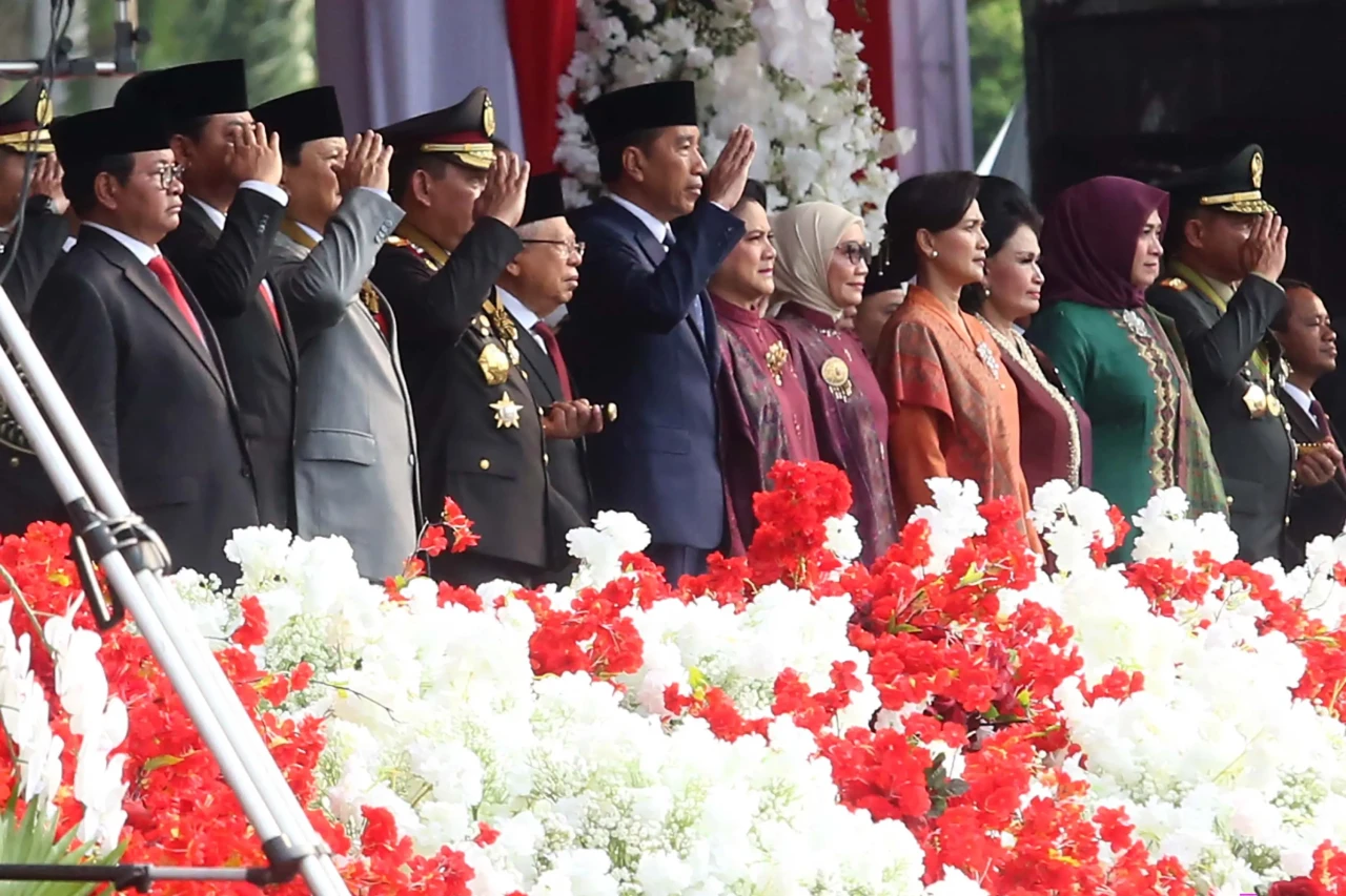 Presiden Jokowi Pimpin...