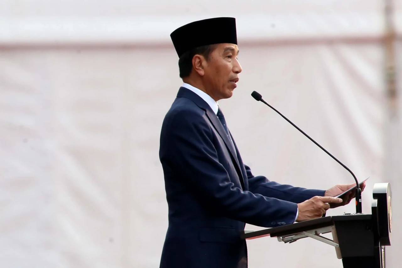 Presiden Jokowi Pimpin...