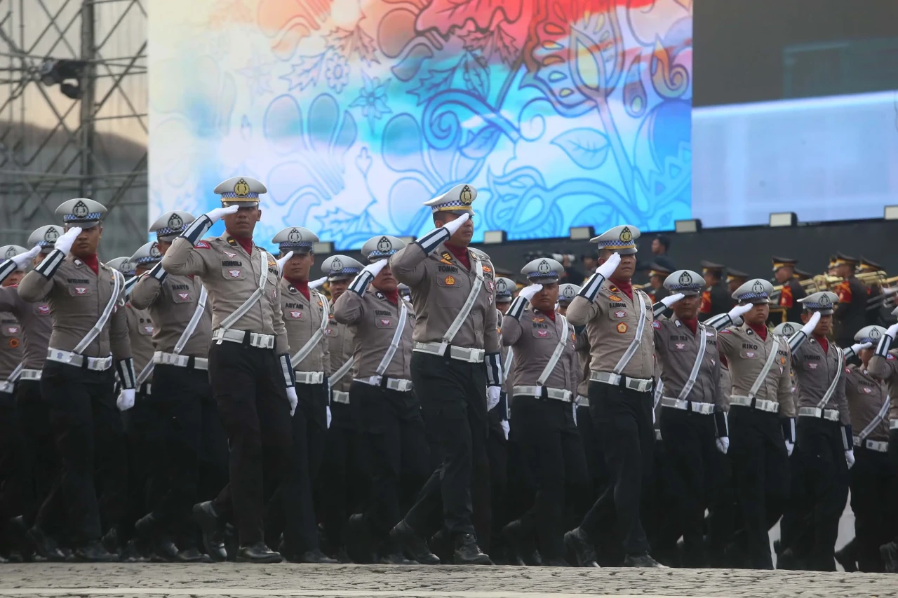 Gagahnya Defile Pasukan...