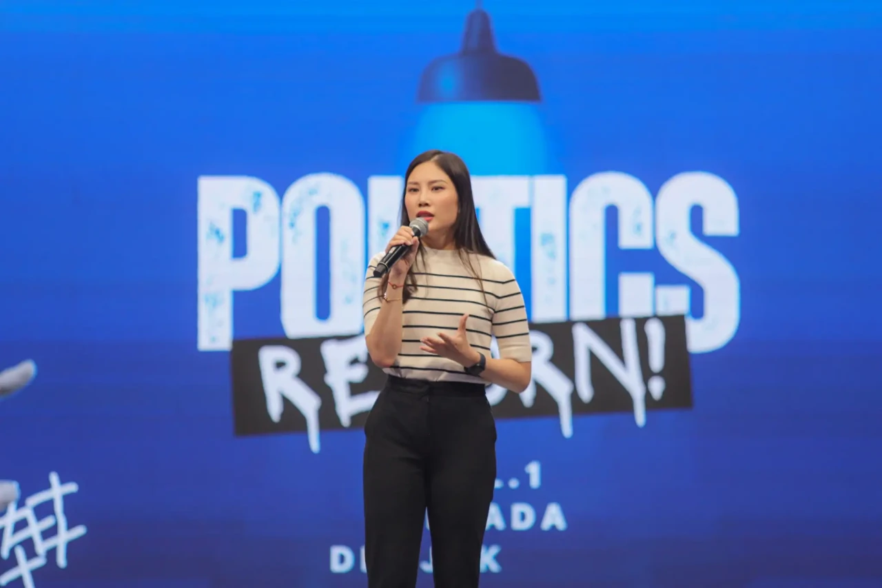Politics Reborn Diharapkan...