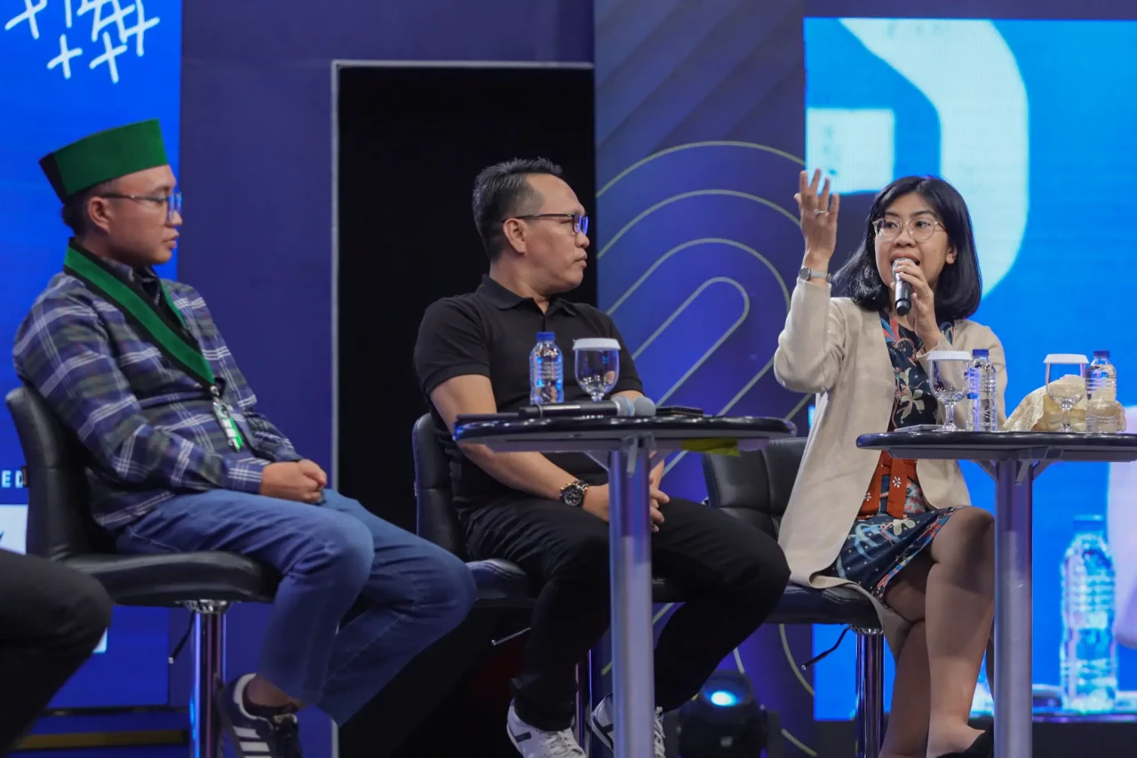 Politics Reborn Diharapkan...