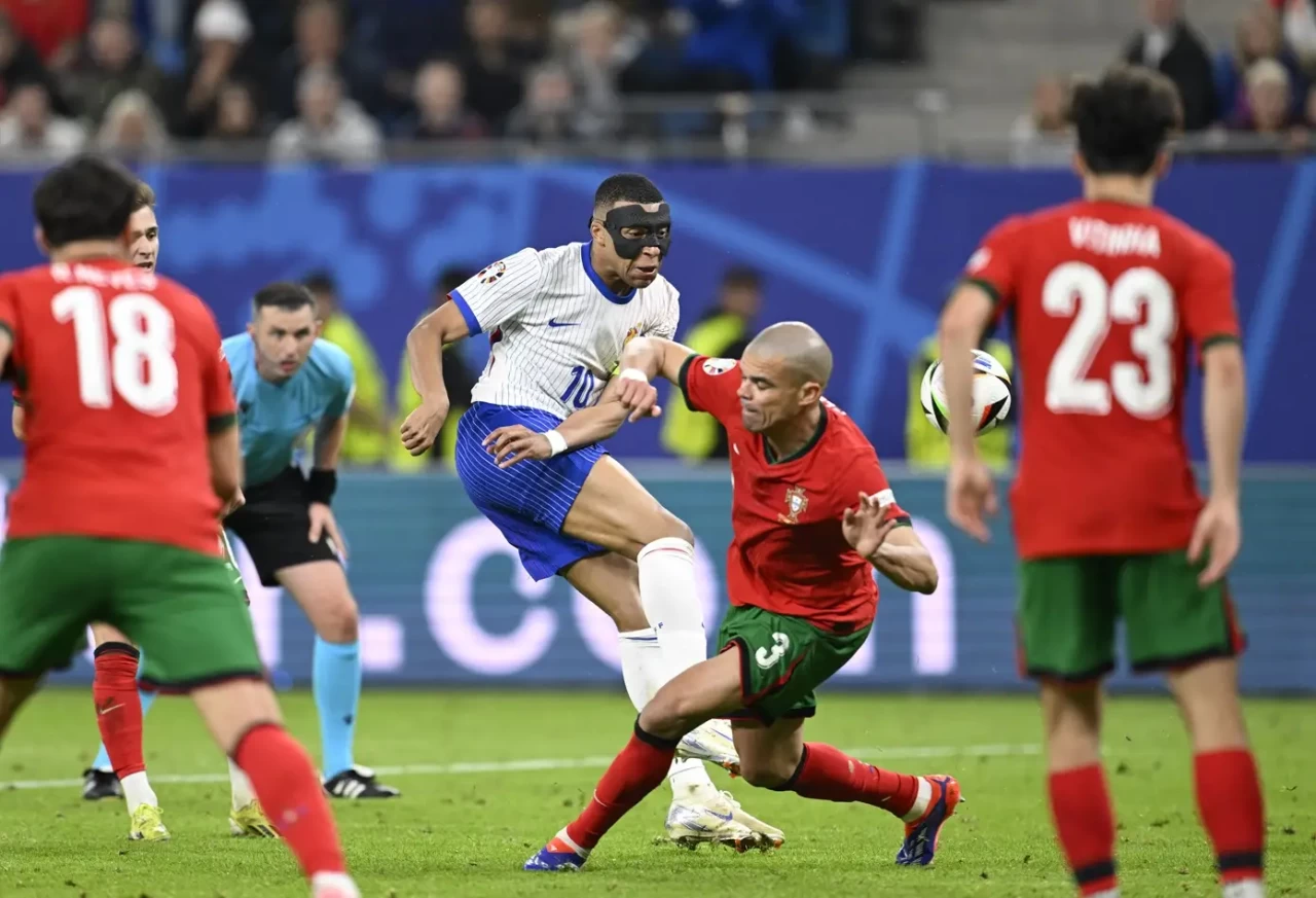 Portugal vs Prancis:...