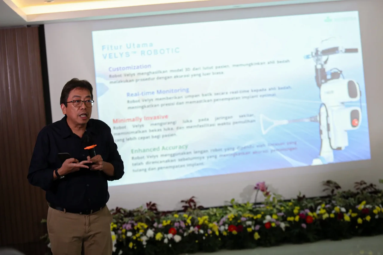 Teknologi Canggih Robotik...