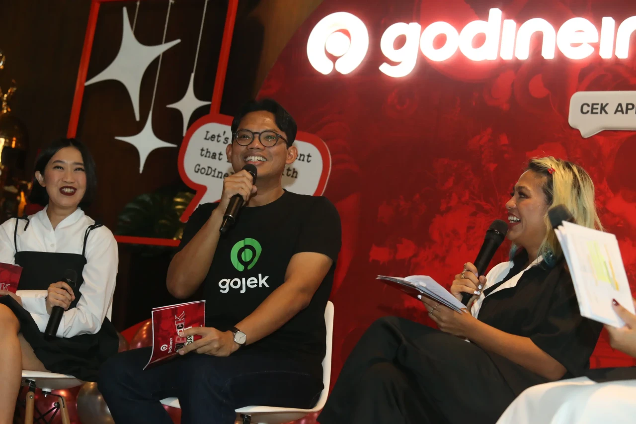 Gojek Hadirkan Layanan...
