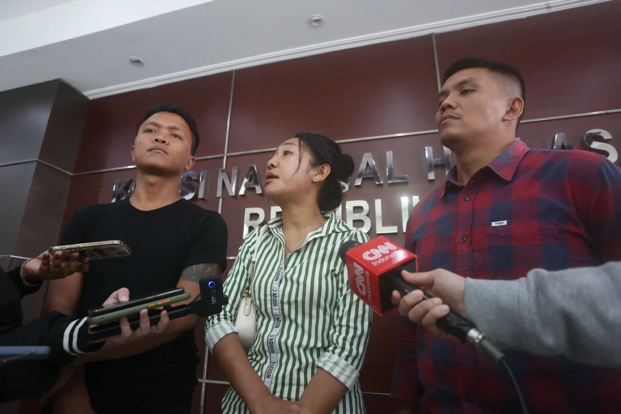 Empat Anggota Keluarganya...