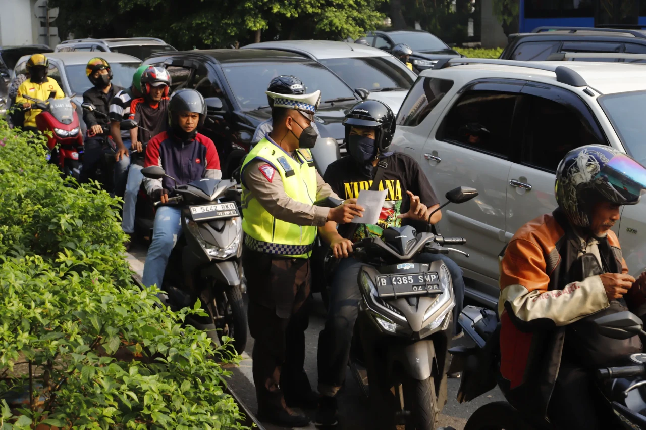 Himbauan Operasi Patuh...