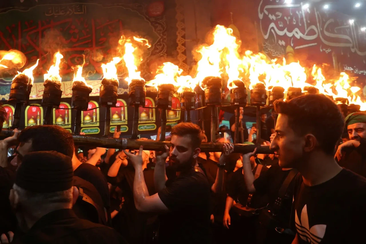 Muslim Syiah Gelar Ritual...