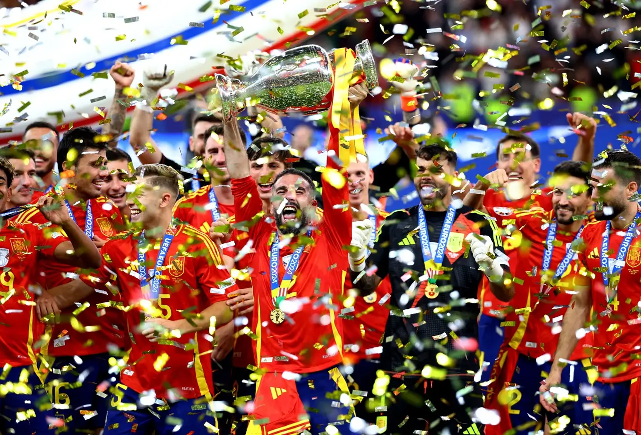 Spanyol Juara Euro 2024,...