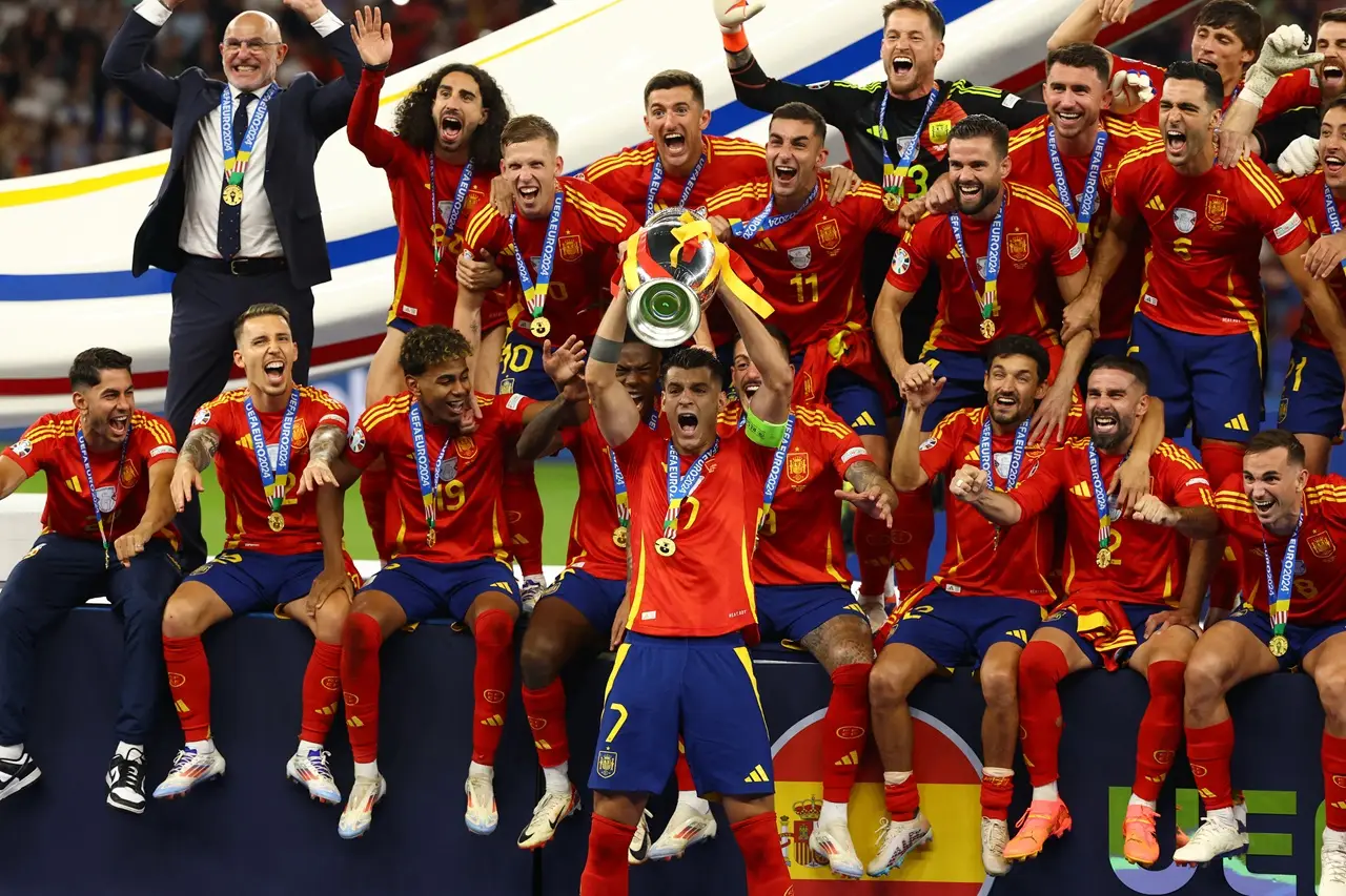 Spanyol Juara Euro 2024,...