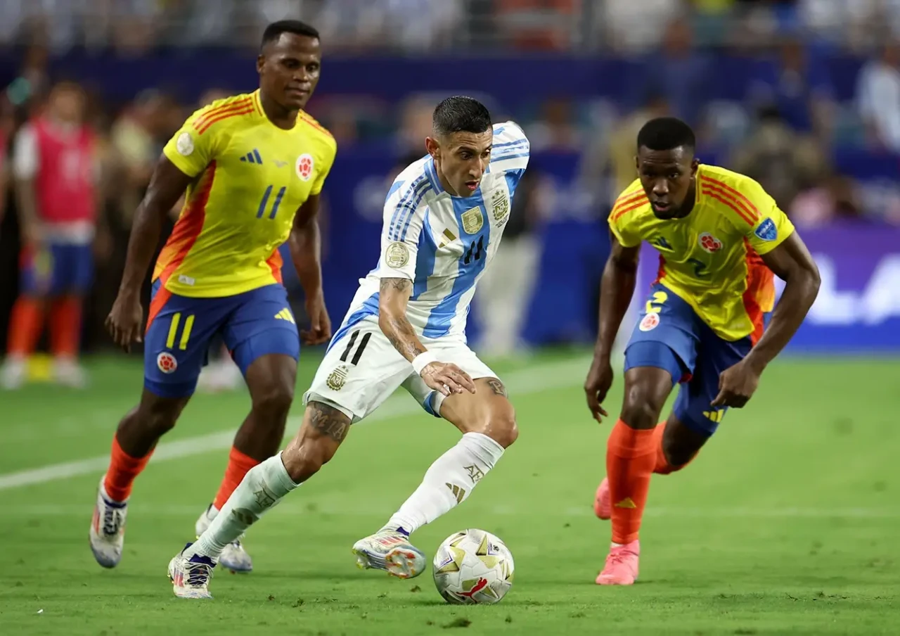 15 Tahun Membela Argentina,...