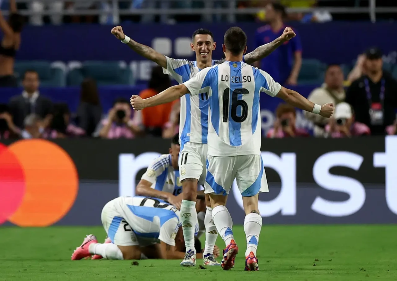 15 Tahun Membela Argentina,...
