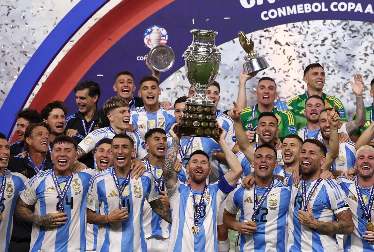 Raih Gelar ke-16 Copa...