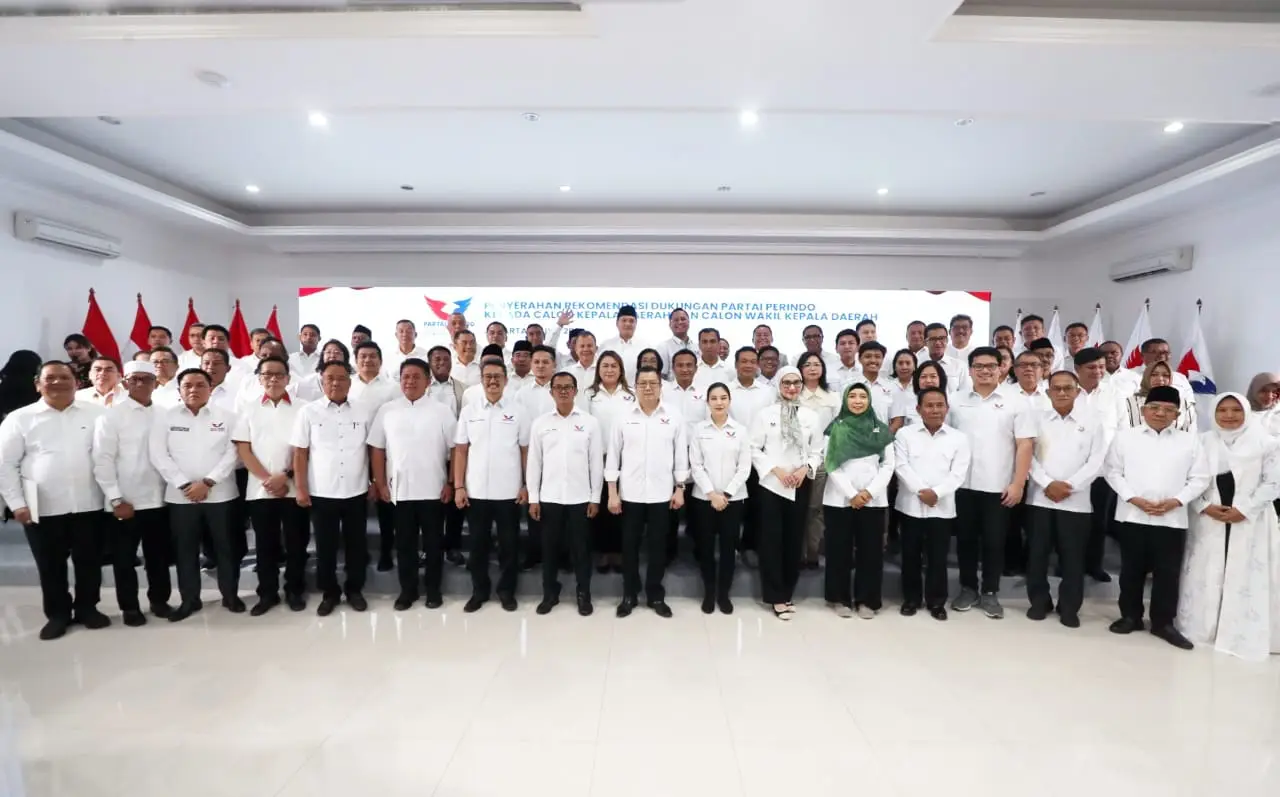 Partai Perindo Serahkan...