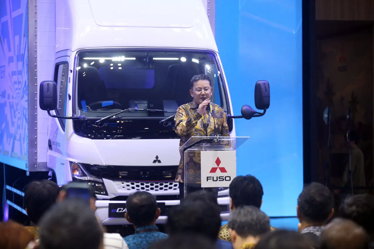 Mitsubishi Fuso Serah...
